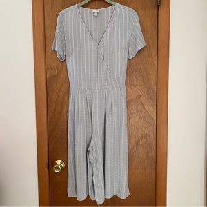 Womens S a new day Grey Small Windowpane Short Sleeve Surplice Tie Back Jumpsuit